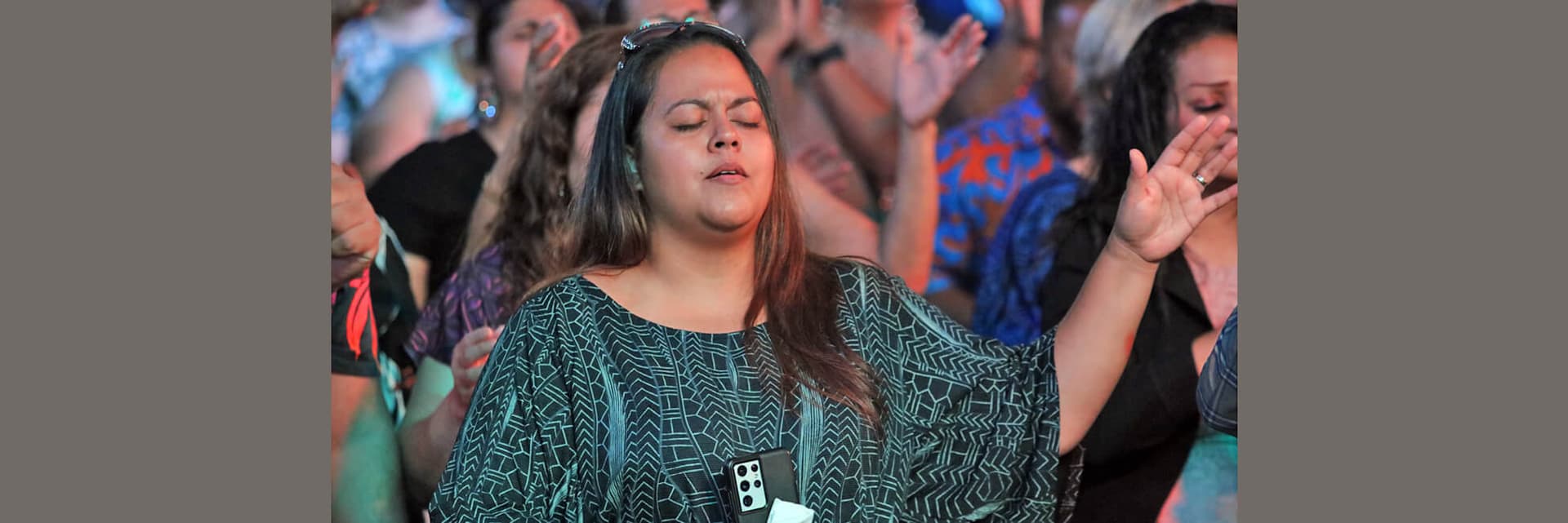 SINGING NEW SONGS IN WORSHIP