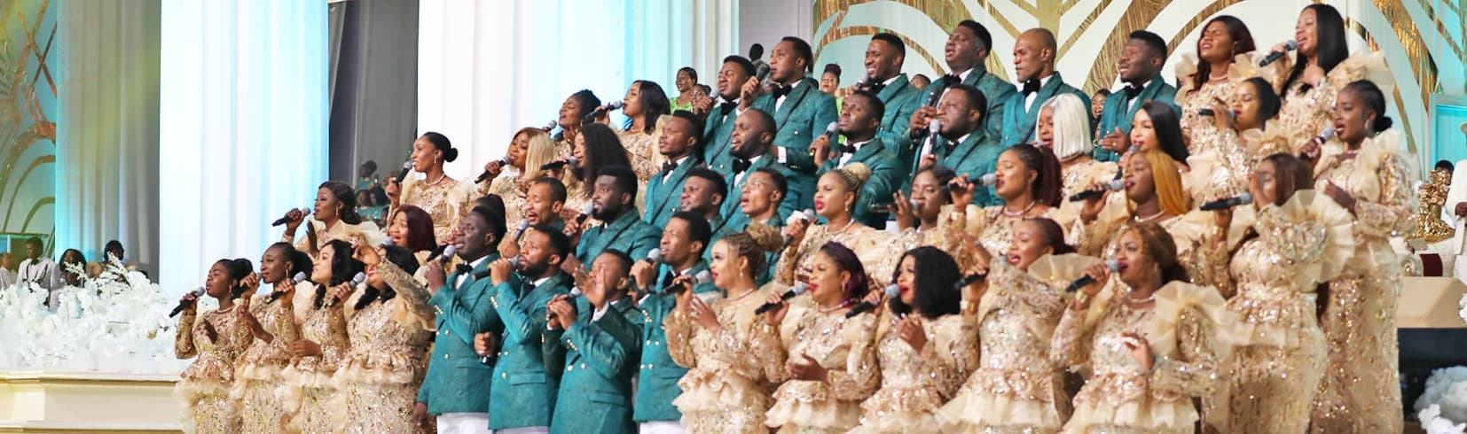SING THE WORD AT CHRISTMAS